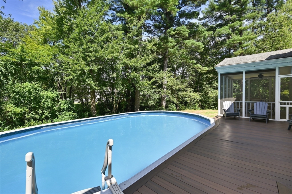 20 Hemlock Rd