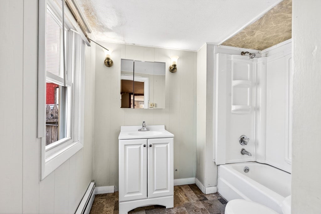 40 Moran St, Gardner, MA Photo #10