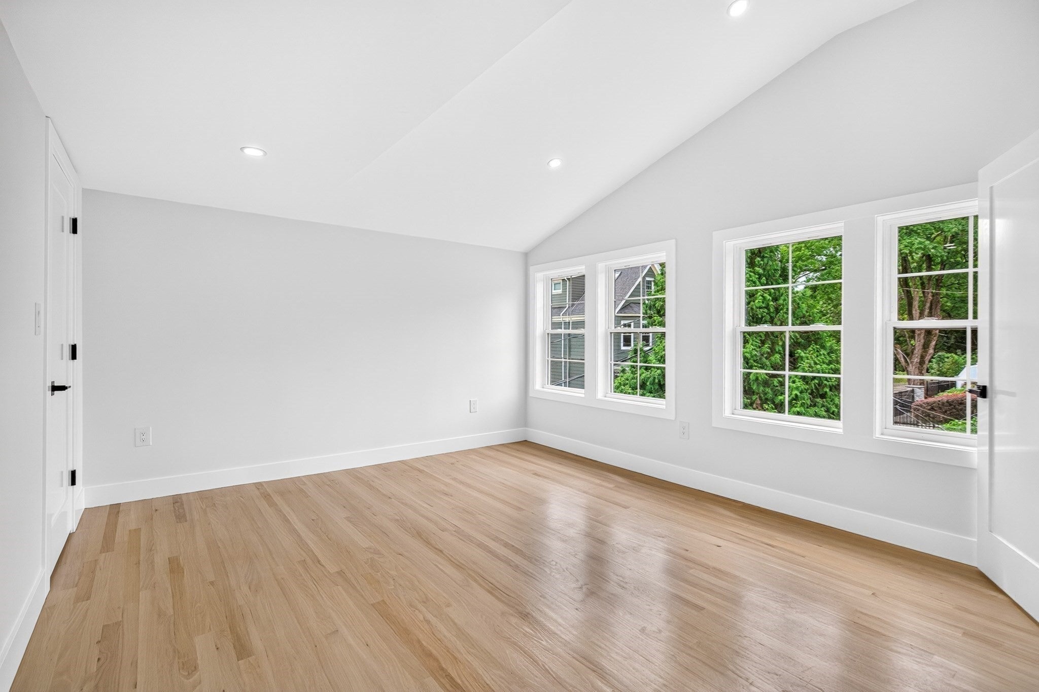 210 Summer Street, Arlington, MA Photo #13