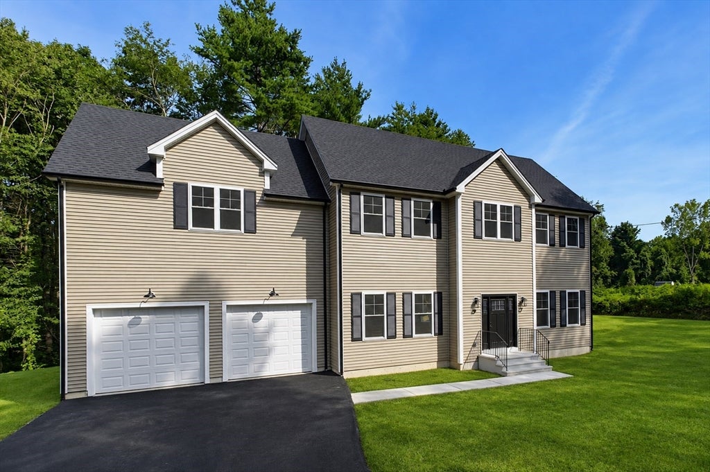 90 Berry Corner Rd, Charlton, MA Photo #1