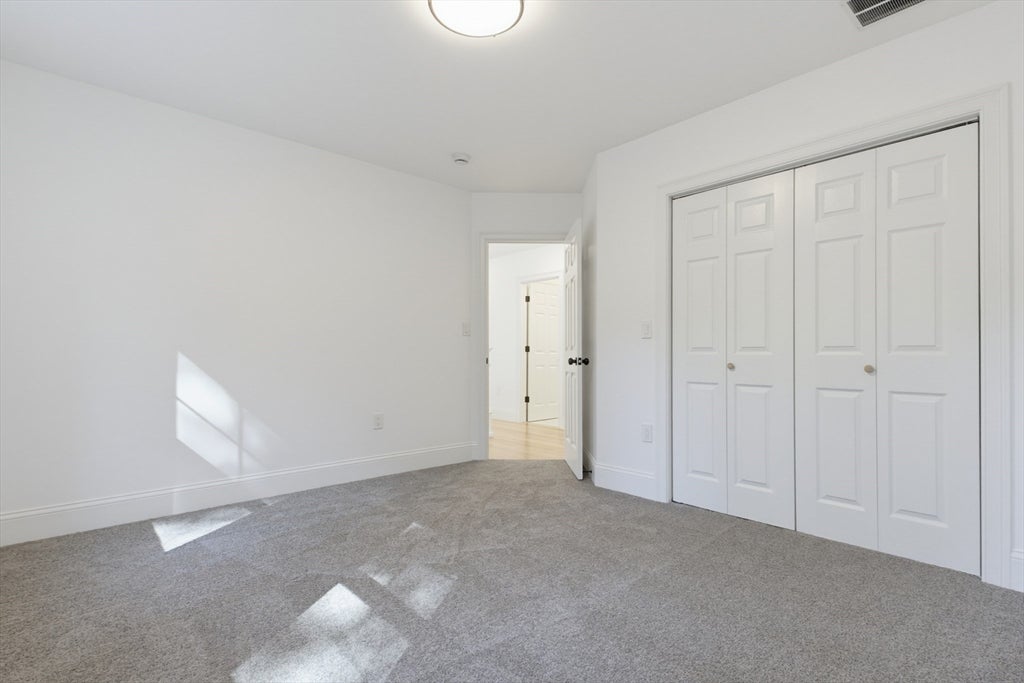 90 Berry Corner Rd, Charlton, MA Photo #22