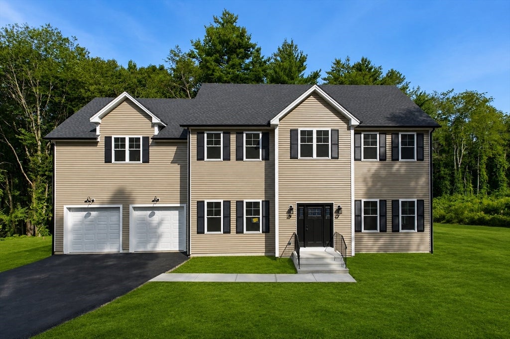 90 Berry Corner Rd, Charlton, MA Photo #2