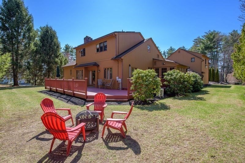17 Sacco Dr
