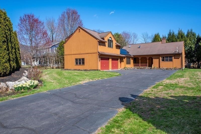 17 Sacco Dr