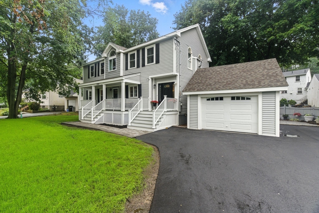 1004 Summer St