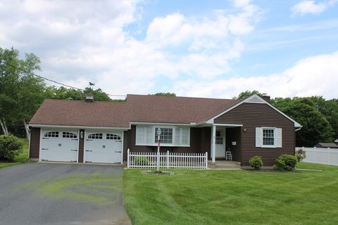 9 Norman Cir Montague MA 01376