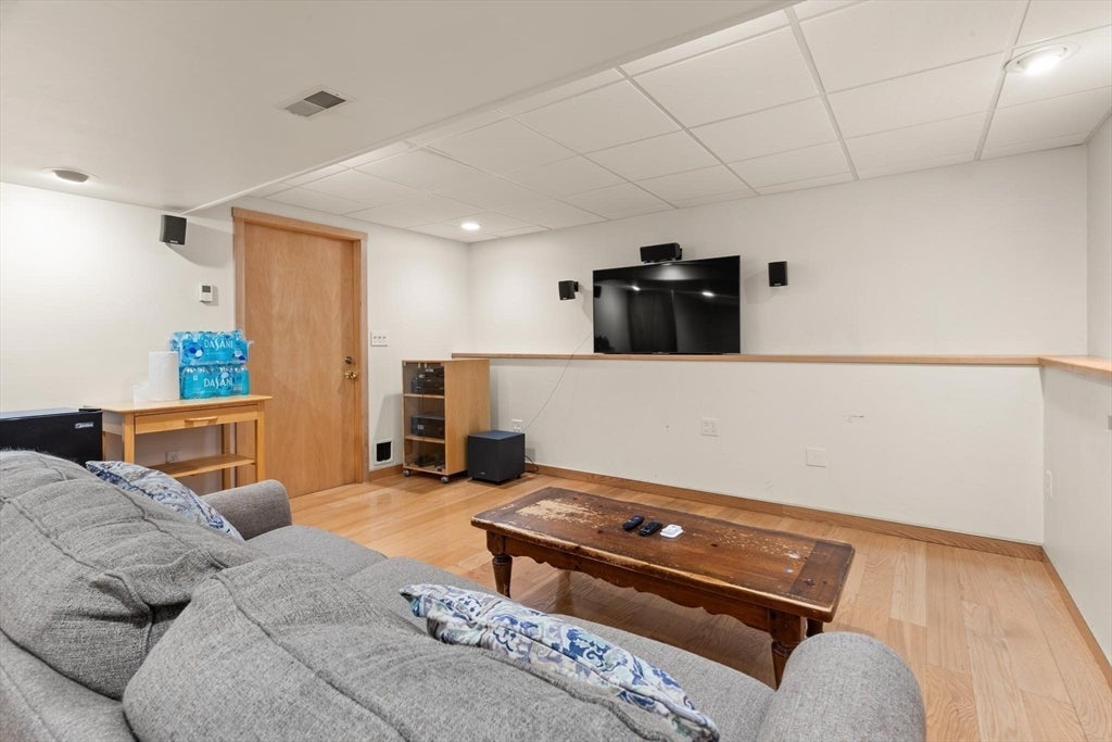 58 Roosevelt Rd, Wilmington, MA, 58 Roosevelt Rd, Wilmington, MA Photo #26