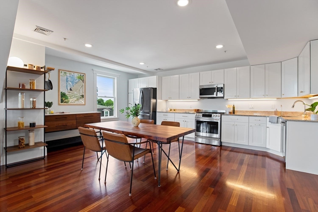 6 Highland Ave 3