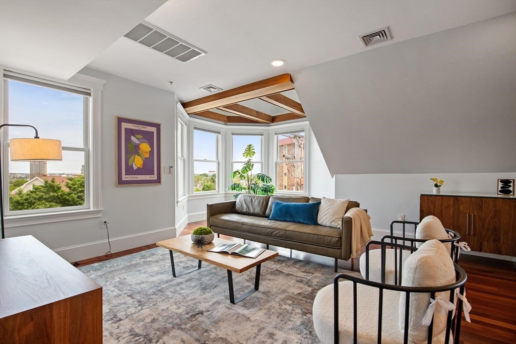 6 Highland Ave 3