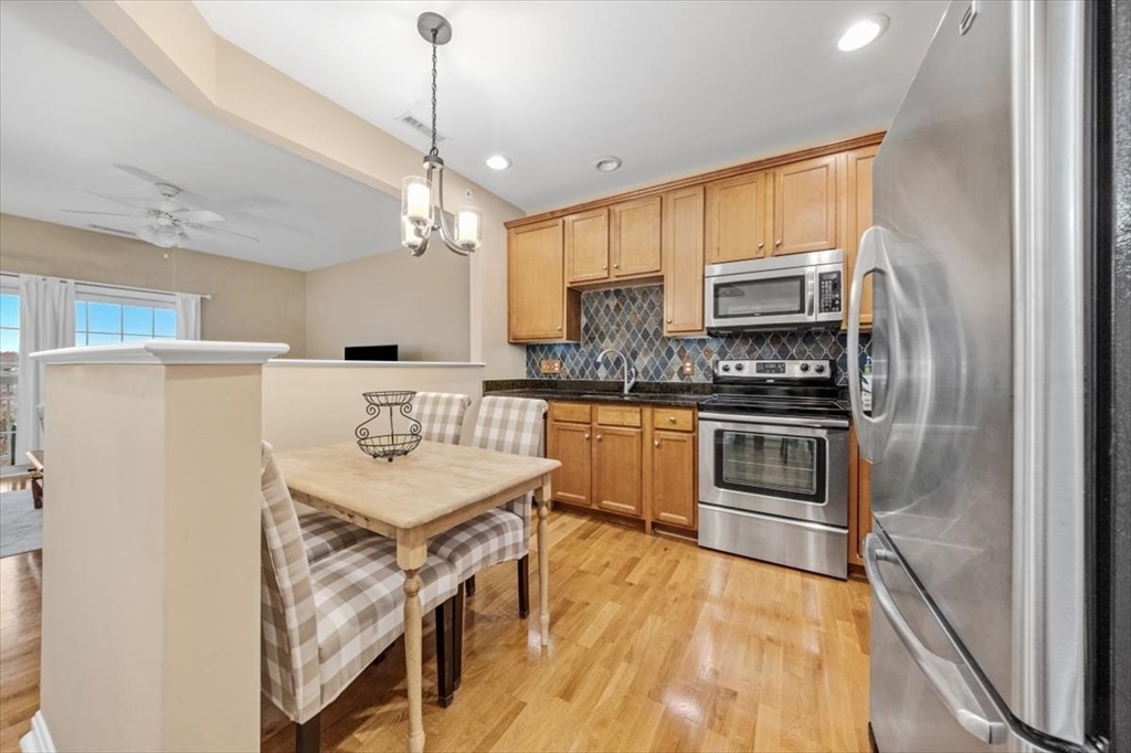 414 John Mahar Hwy A402