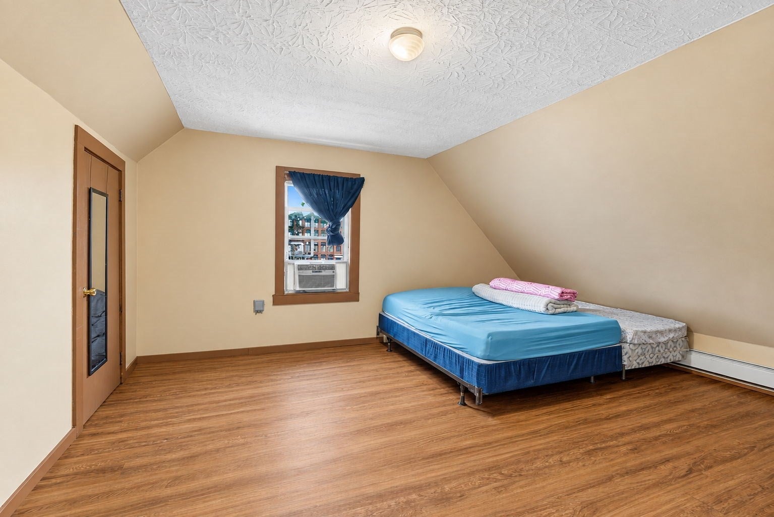 46 Manchester ST, Lawrence, MA Photo #34
