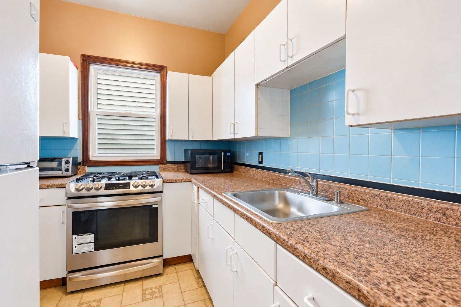 46 Manchester ST, Lawrence, MA Photo #14