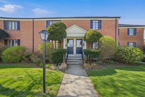 918 Belmont St 918 Watertown MA 02472