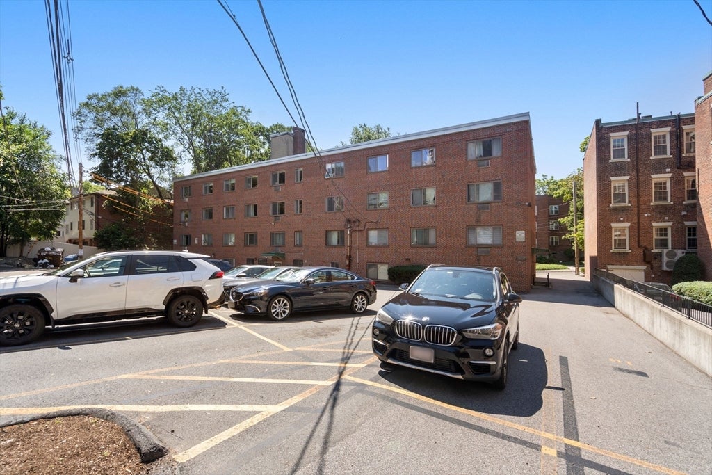 133 Beaconsfield Rd #44, Brookline, MA, 133 Beaconsfield Rd #44, Brookline, MA Photo #23
