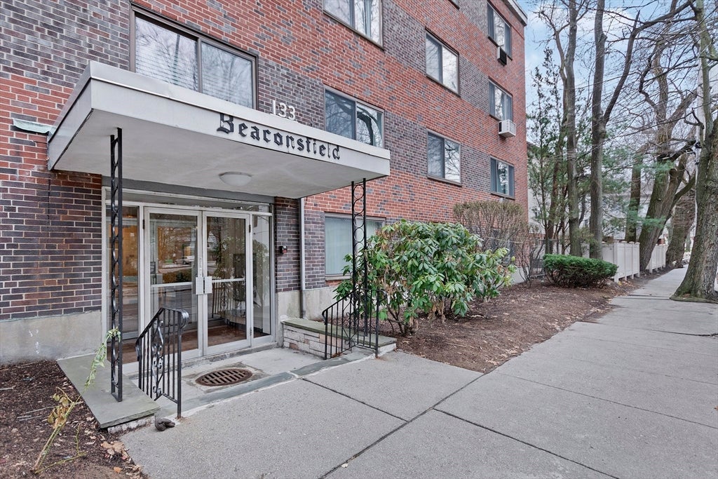 133 Beaconsfield Rd #44, Brookline, MA, 133 Beaconsfield Rd #44, Brookline, MA Photo #1