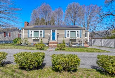 Photo of 115 Washington St, Melrose, MA 02176 (MLS # 73521468)