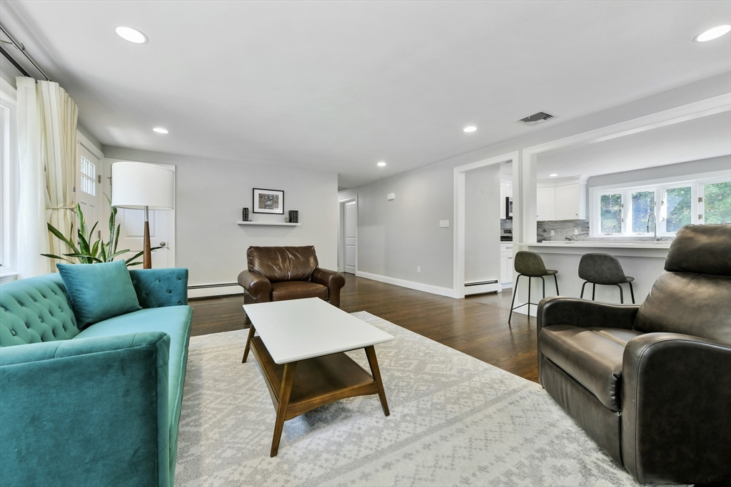 146 South St