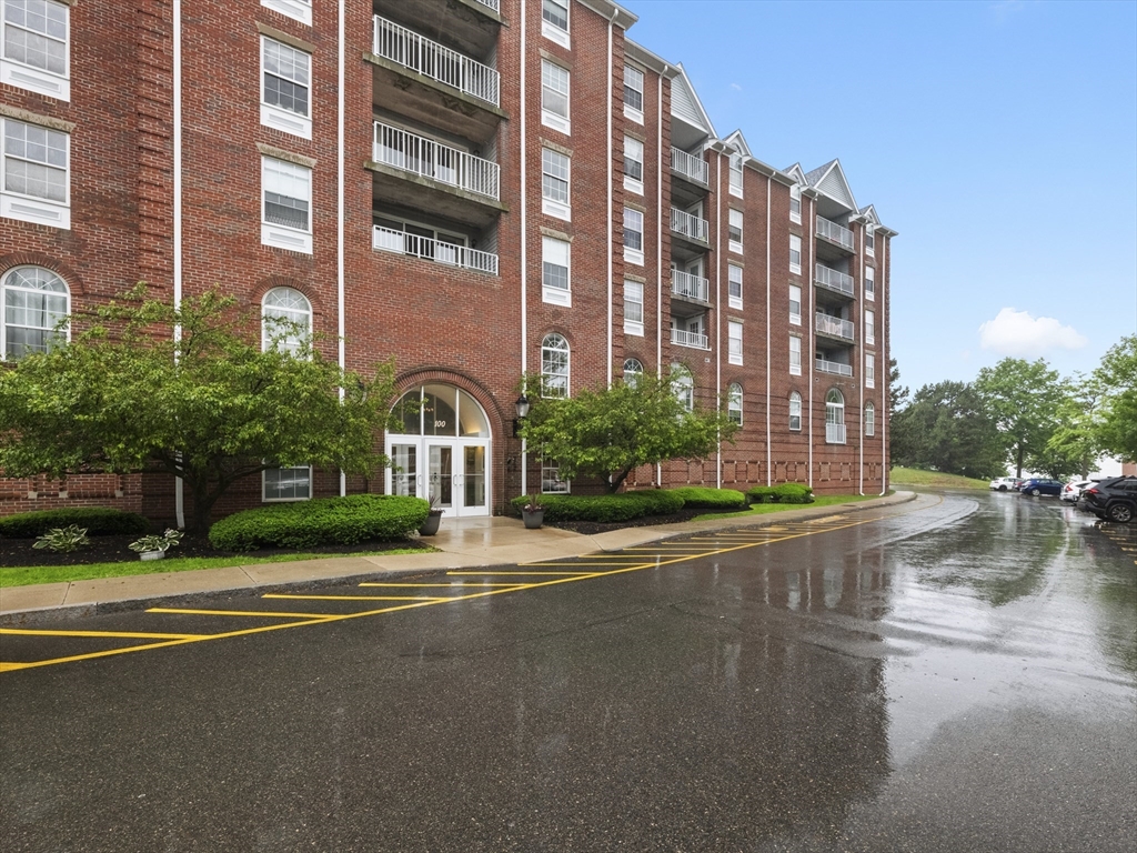 100 Boatswains Way 201