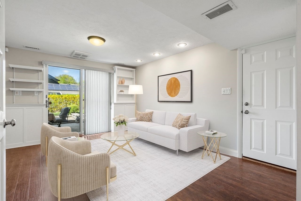 4 Belleair Dr