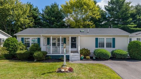 49 Country Dr Bridgewater MA 02324
