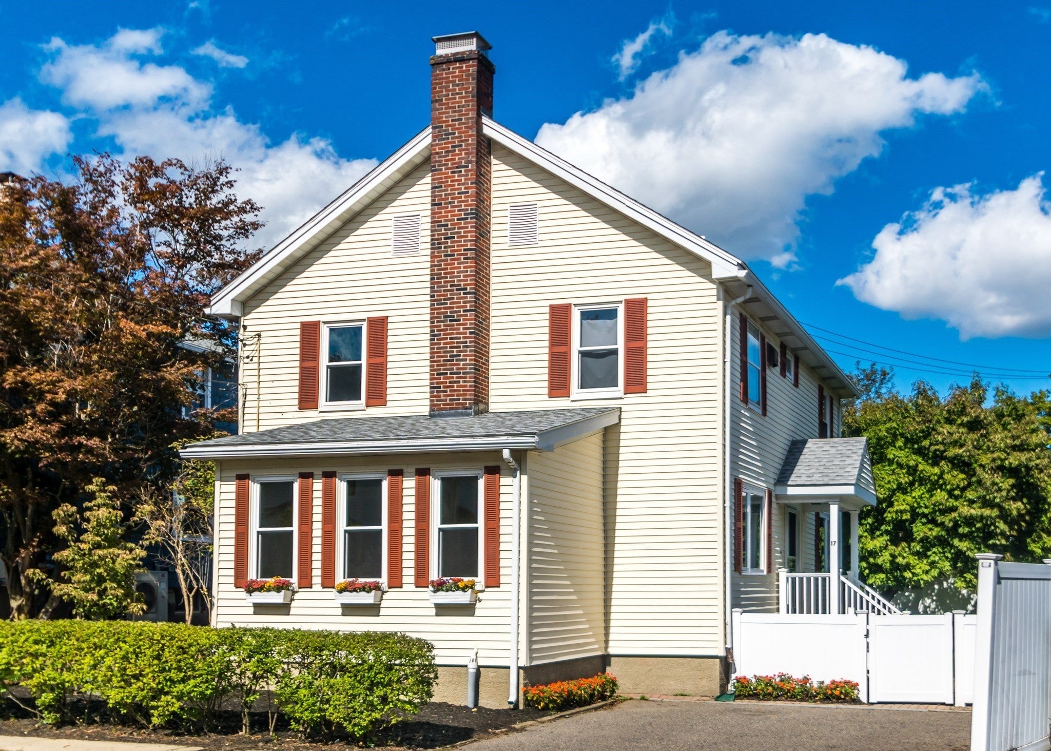 17 Hamblin Road, Waltham, MA, 17 Hamblin Road, Waltham, MA Photo #1