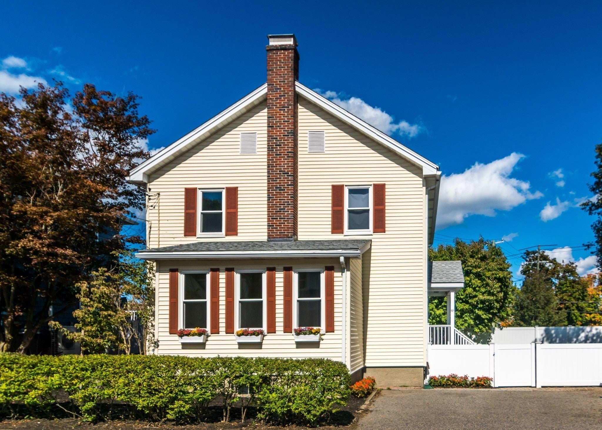 17 Hamblin Road
