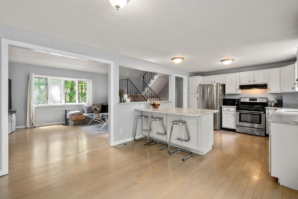 8 Sampson Dr