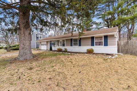 529 Howard St Brockton MA 02302