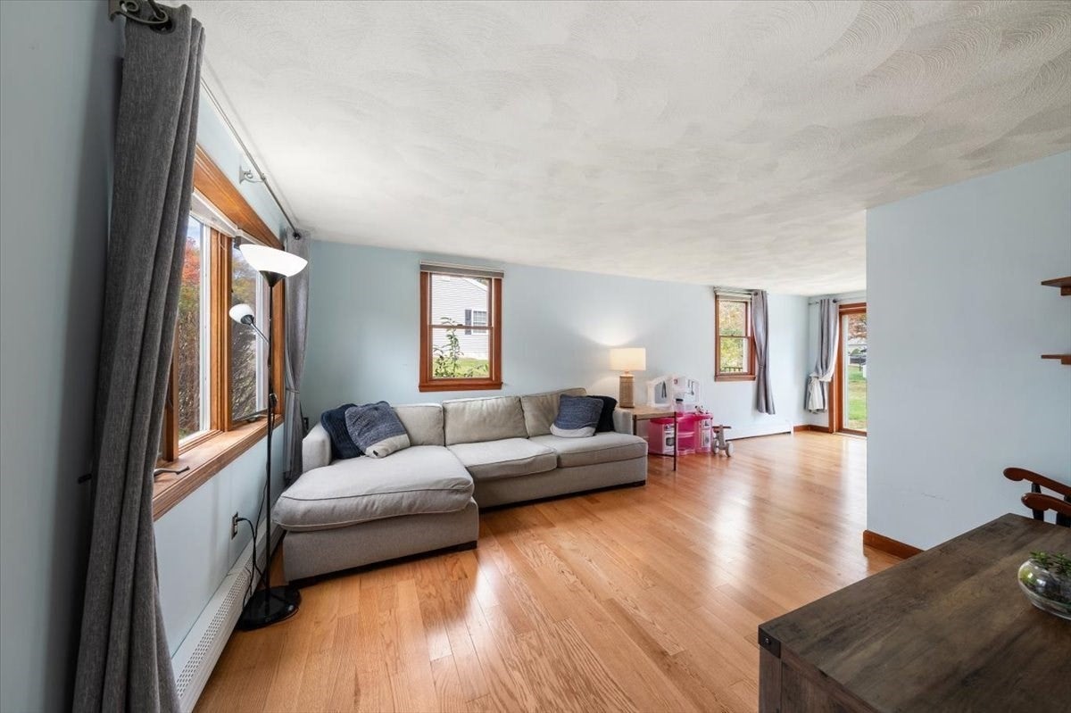 20 Jeffrey Rd, Billerica, MA, 20 Jeffrey Rd, Billerica, MA Photo #7