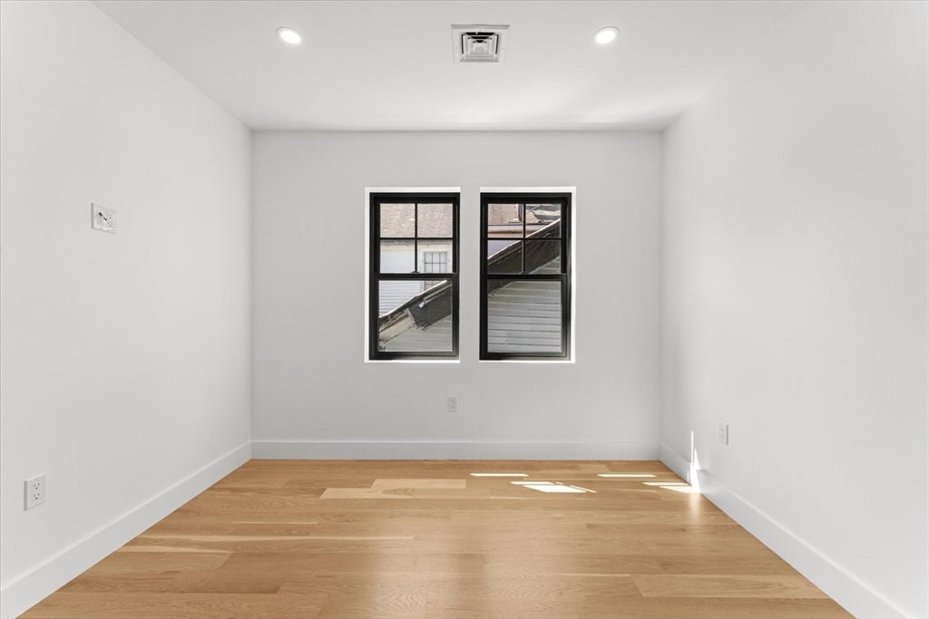 1 Brook #1A, Manchester, MA, 1 Brook #1A, Manchester, MA Photo #26