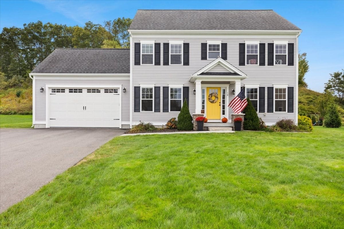 18 White Rock Lane, Swansea, MA, 18 White Rock Lane, Swansea, MA Photo #1