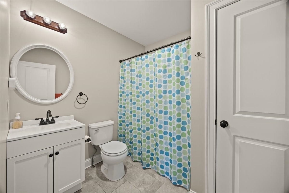 18 White Rock Lane, Swansea, MA, 18 White Rock Lane, Swansea, MA Photo #15