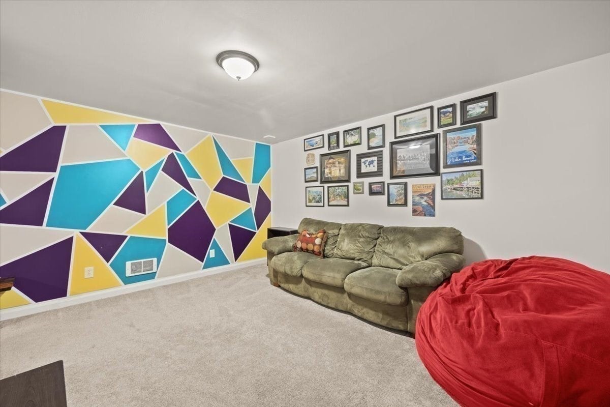 18 White Rock Lane, Swansea, MA, 18 White Rock Lane, Swansea, MA Photo #28