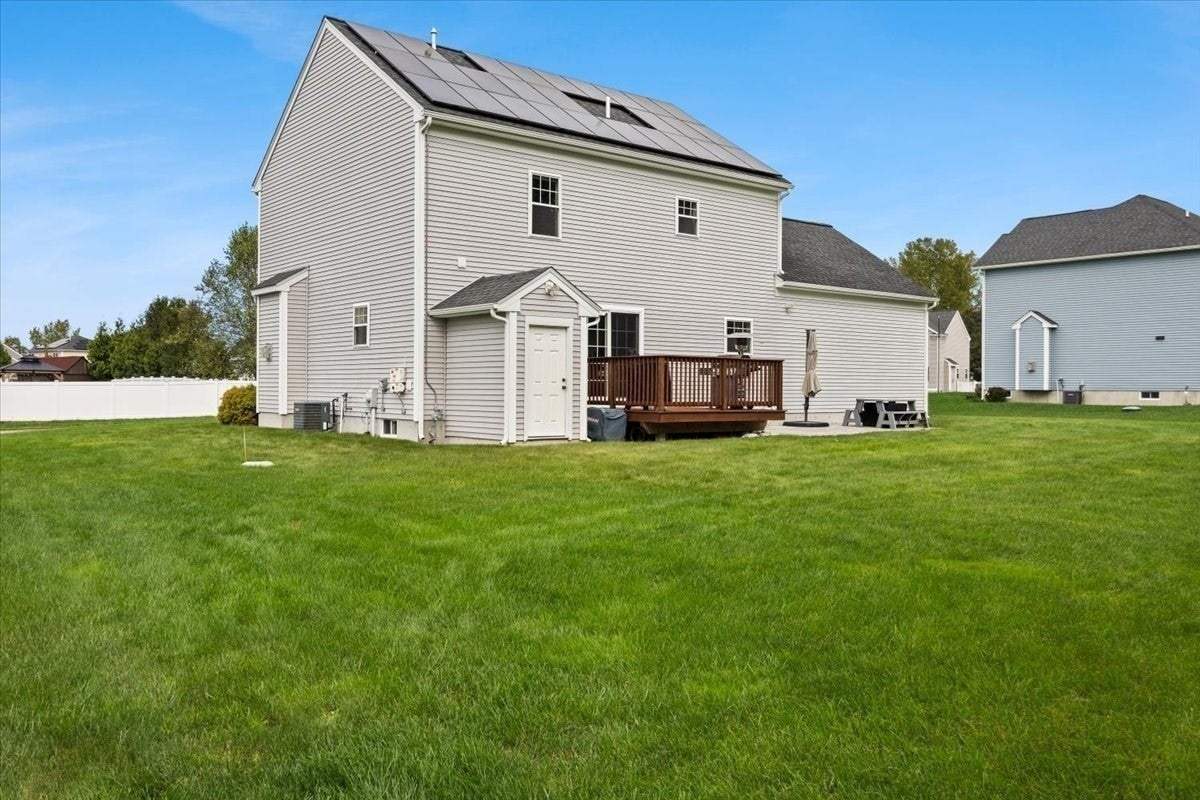 18 White Rock Lane, Swansea, MA, 18 White Rock Lane, Swansea, MA Photo #35