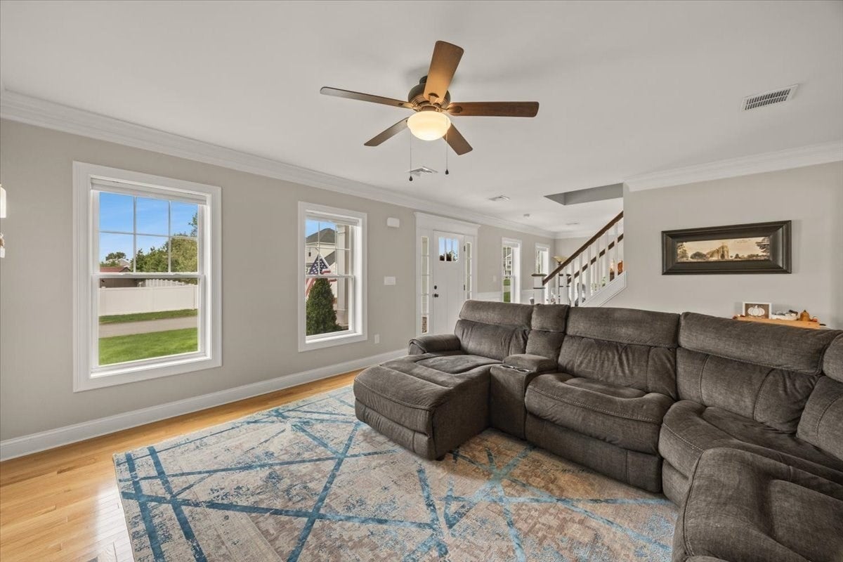 18 White Rock Lane, Swansea, MA, 18 White Rock Lane, Swansea, MA Photo #4
