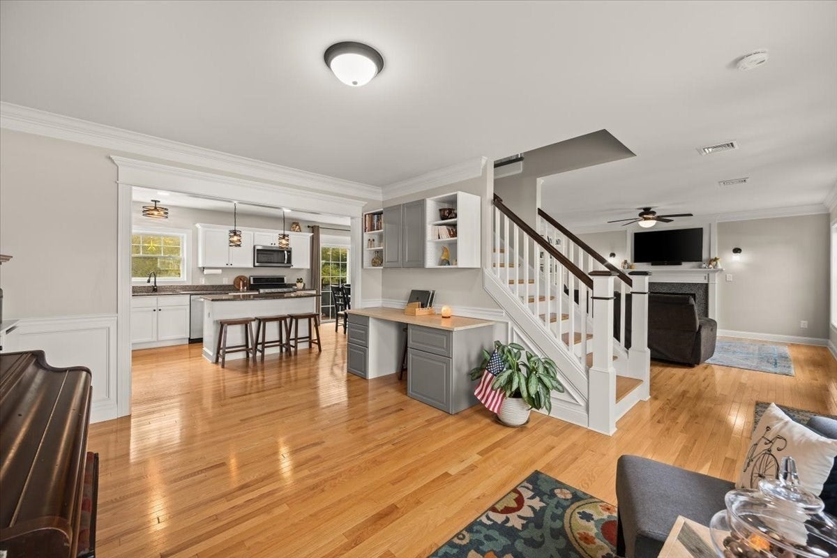 18 White Rock Lane, Swansea, MA, 18 White Rock Lane, Swansea, MA Photo #5