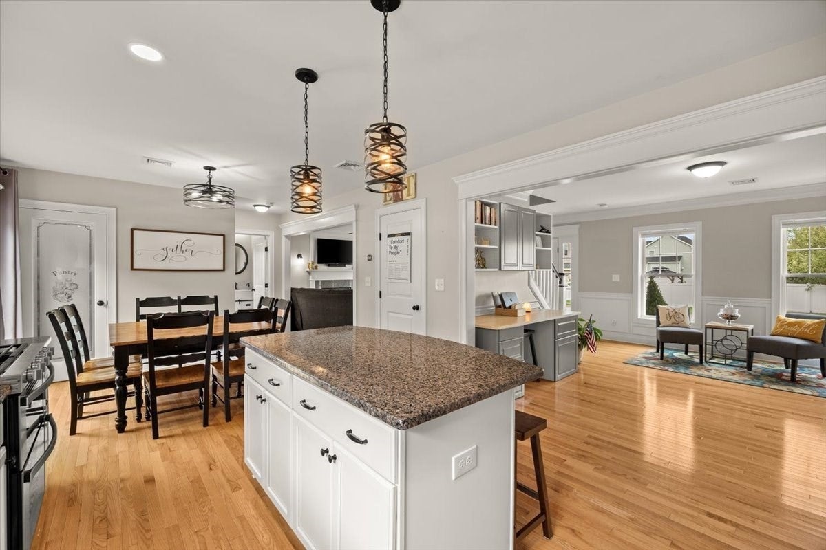 18 White Rock Lane, Swansea, MA, 18 White Rock Lane, Swansea, MA Photo #7