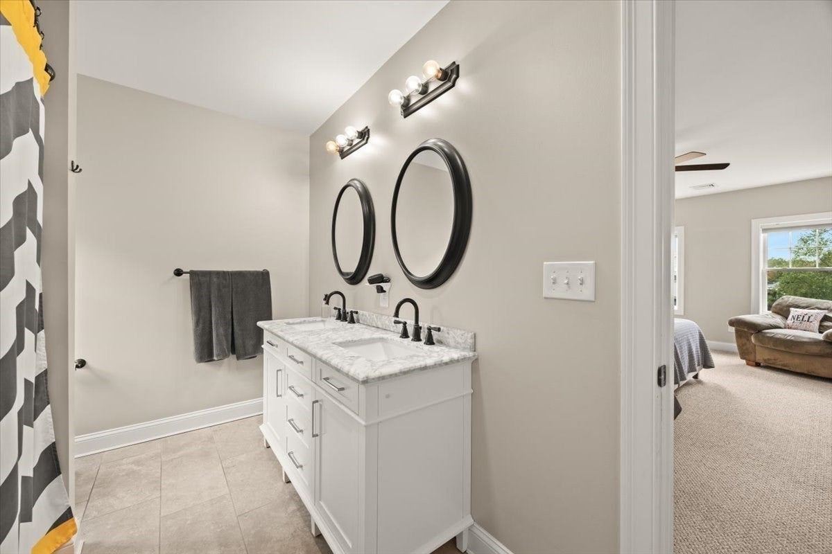 18 White Rock Lane, Swansea, MA, 18 White Rock Lane, Swansea, MA Photo #24