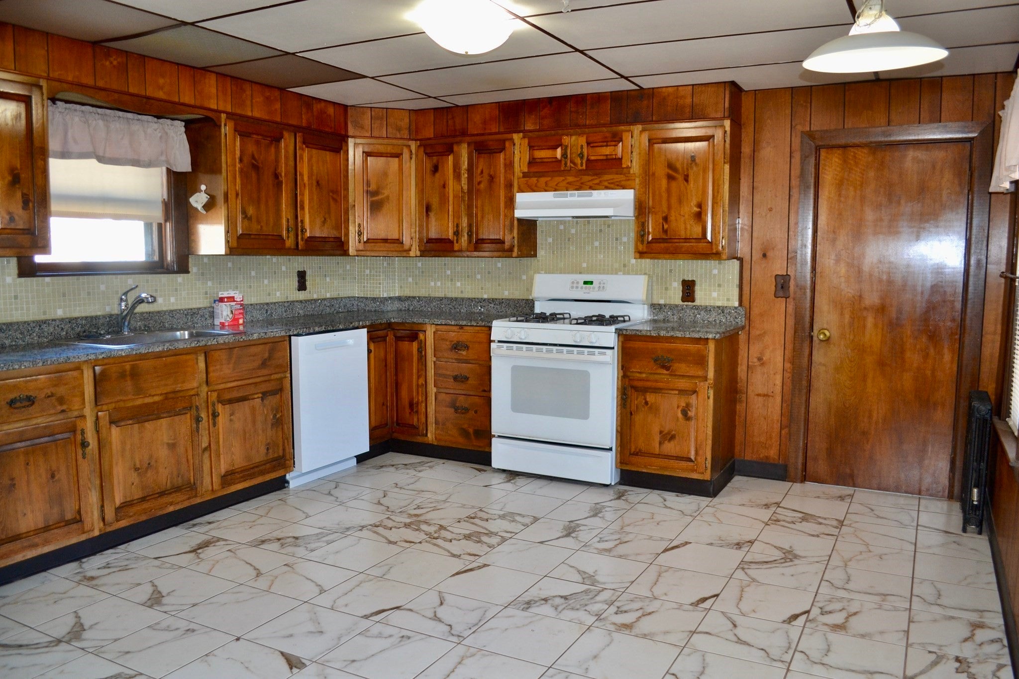 92 Winchester St #2, Medford, MA, 92 Winchester St #2, Medford, MA Photo #2