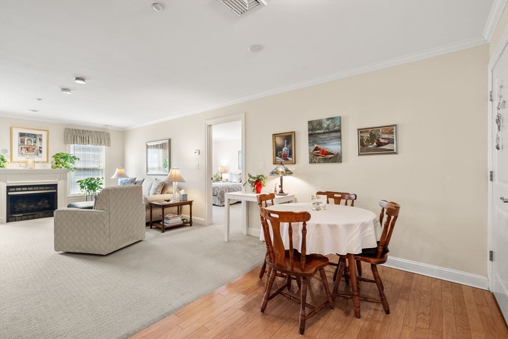 8 Crowninshield St 212