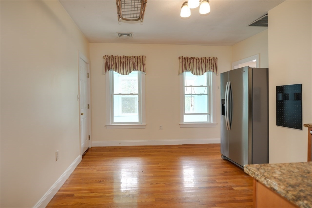 20 Fay Ct B