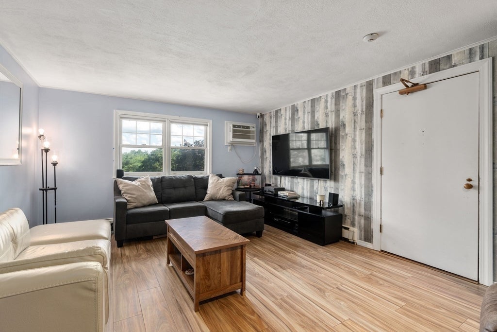 209 Great Rd #C2, Acton, MA, 209 Great Rd #C2, Acton, MA Photo #3