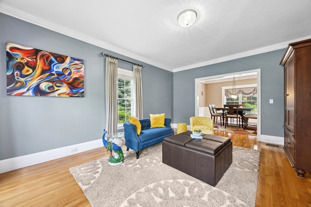 73 Pleasant Street