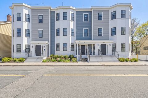 Photo of 31 Boardman Street #5, Boston, MA 02128 (MLS # 73508814)
