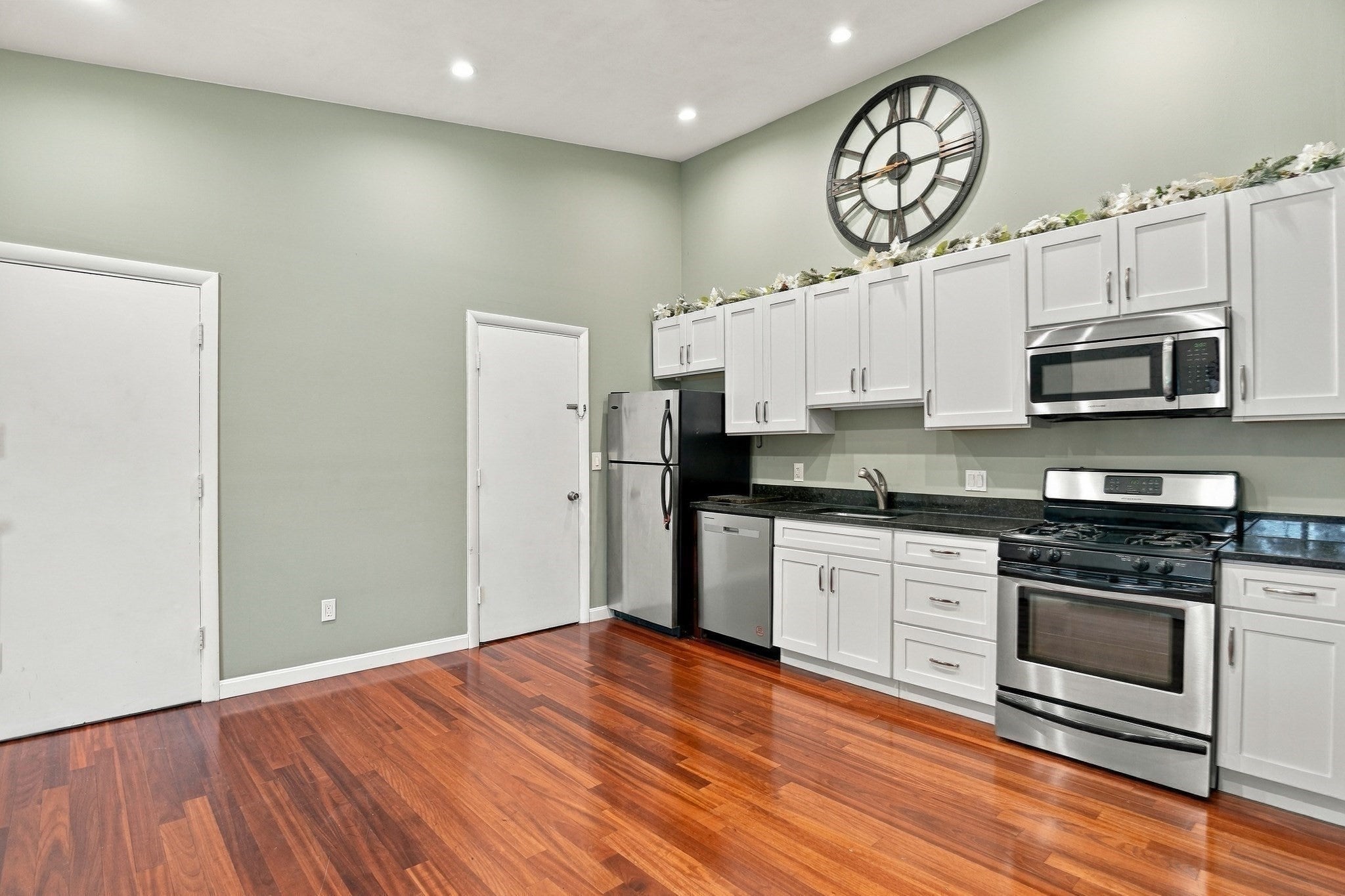 25 Hosmer Street 15