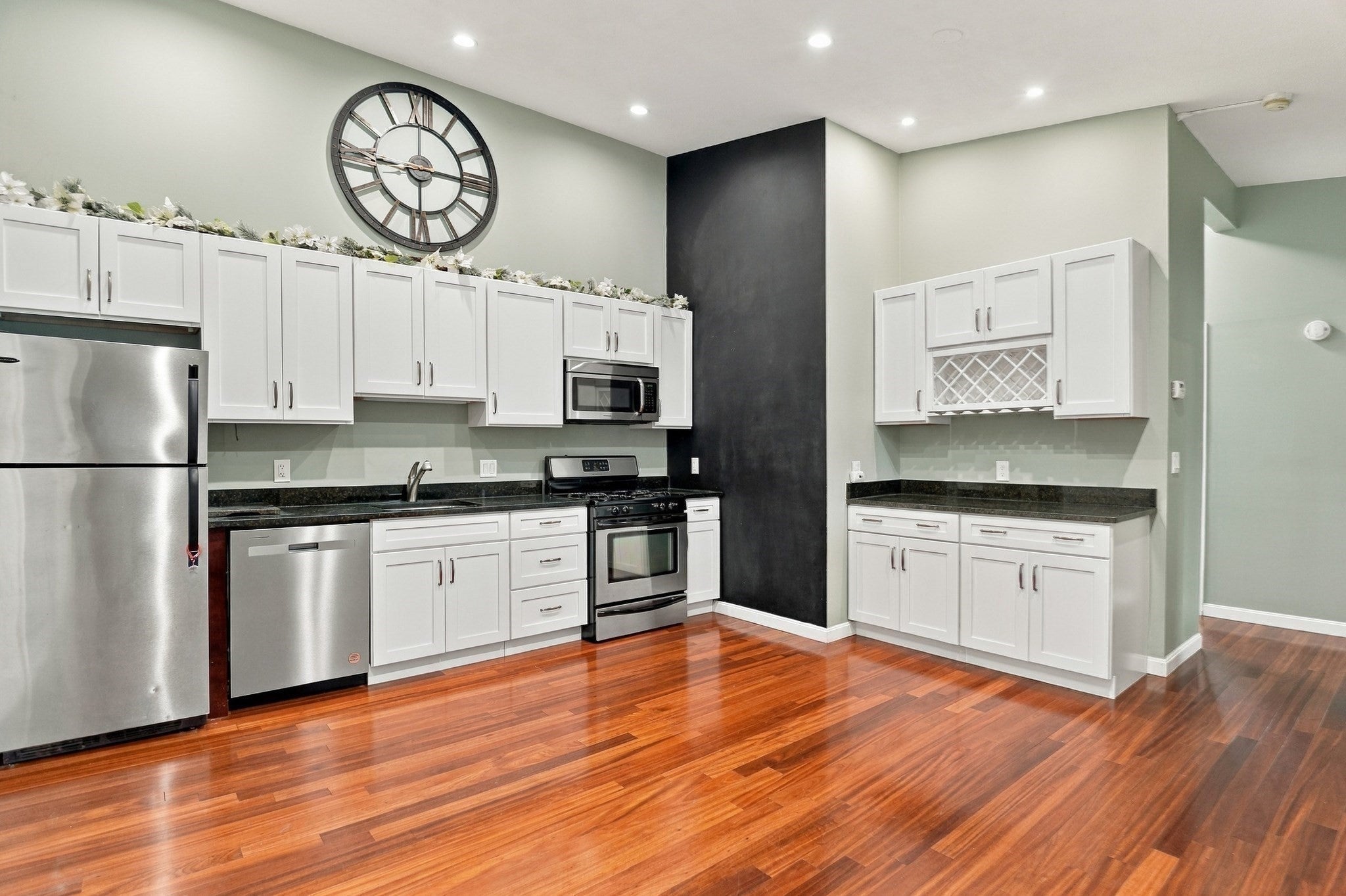 25 Hosmer Street 15