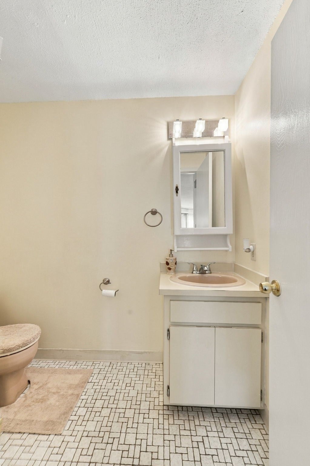 161 Leland Farm Rd #161, Ashland, MA, 161 Leland Farm Rd #161, Ashland, MA Photo #14