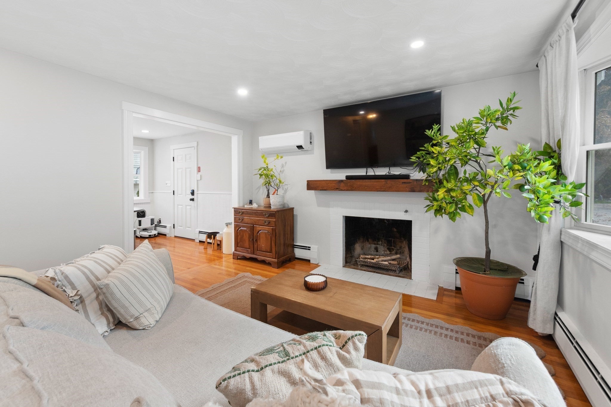 4 Pulaski Drive