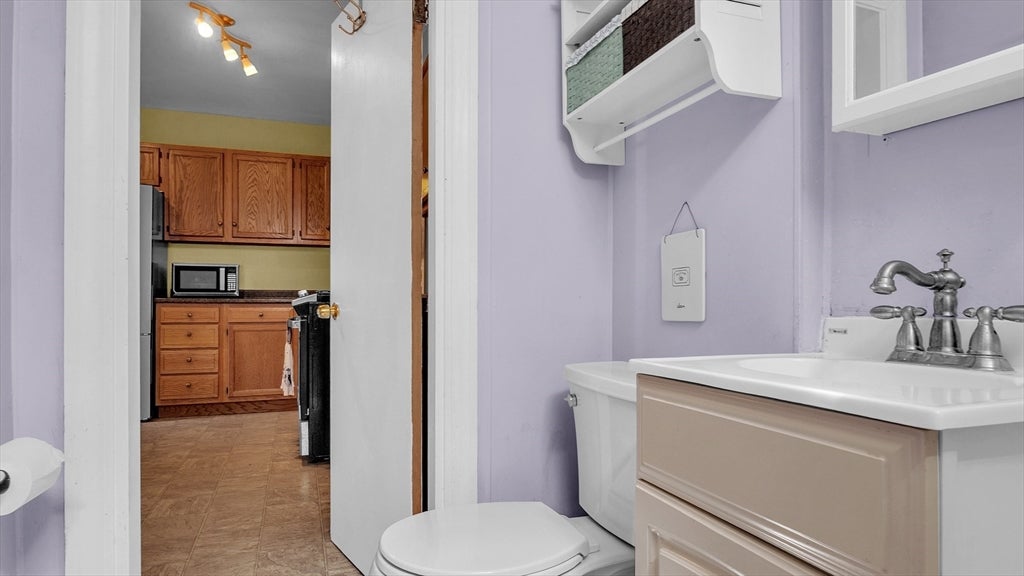 450 Main St #2, Haverhill, MA, 450 Main St #2, Haverhill, MA Photo #11