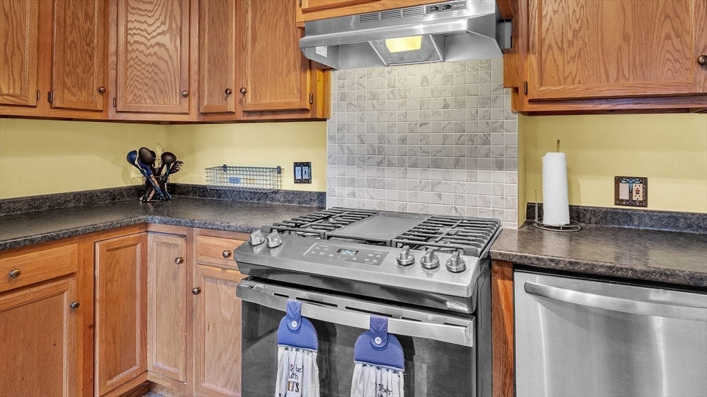 450 Main St #2, Haverhill, MA, 450 Main St #2, Haverhill, MA Photo #5